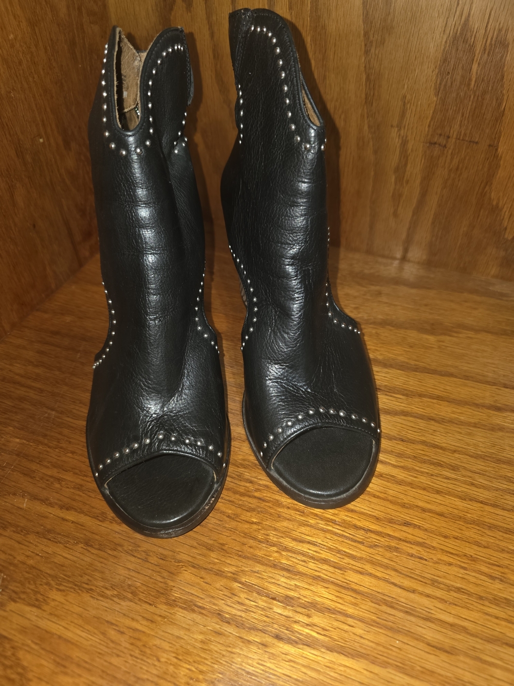 Ariar Women’s Black Peep-Toe Studded Leather Ankle Boots
